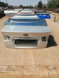 Use car parts for sale bumpers, doors, fenders, boots and more