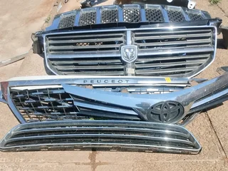 Use car parts for sale bumpers, doors, fenders, boots and more