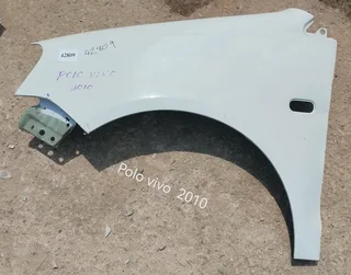 Polo Vito fender 2010