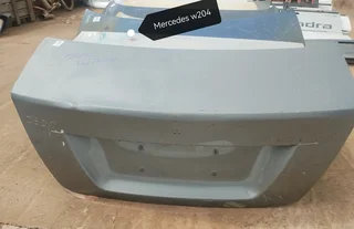 Mercedes w204 boot