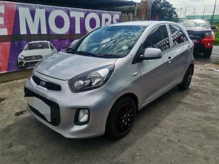 Silver kia picanto. 2015 model