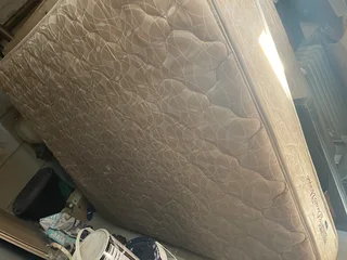 Queen size base and ma