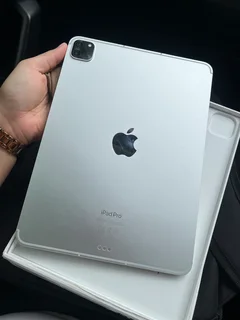 iPad Pro 11- inch 4th Gen WiFi plus Cellular