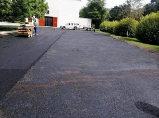 Tarmac Surfaces: Roads,Driveways, Paving & all Repairs (0788465886)