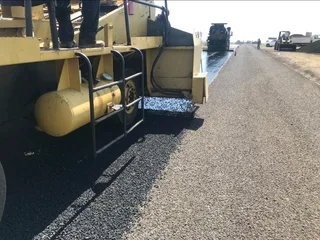 Tar Roads, Driveways, Paving &amp; all Repairs (0788465886)