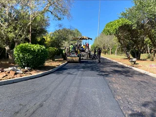 Tar Roads, Driveways, Paving &amp; all Repairs (0788465886)