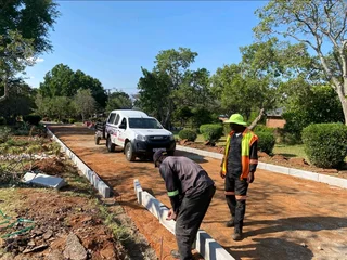 The Tar &amp; Paving Experts (Roads,Driveways &amp; Repairs) 078 846 5886