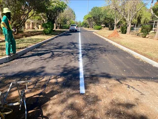 Tarmac Surfaces: Roads, Driveways, Paving &amp; all Repairs (0788465886)