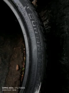 305/30 R23 Continental Crosscontact UHP