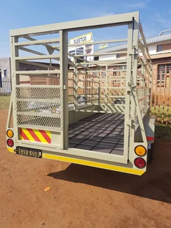 Fleetco 4m double axel with double brake 2.5 ton cattle trailer