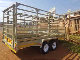 Fleetco 4m double axel with double brake 2.5 ton cattle trailer