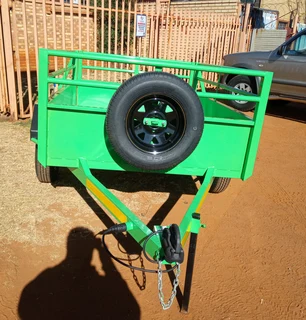 Fleetco &#34;Little Hulk&#34; !!POWDER COATED!! 1.8m single axel unbraked trailer with papers for s