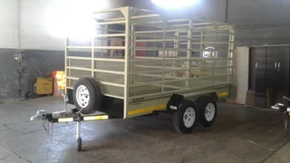 Fleetco 3.5m double axel with double brake 2.5 ton cattle trailer