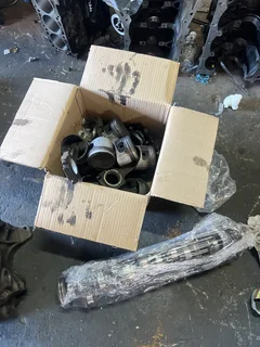 BMW E30 325i M20B25 STD Pistons