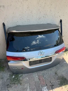 Toyota Fortuner 2.8 GD6 Complete Tailgate