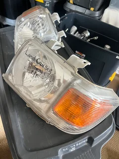 Toyota Landcruiser 79 Series (LDV) Headlamps (OEM)