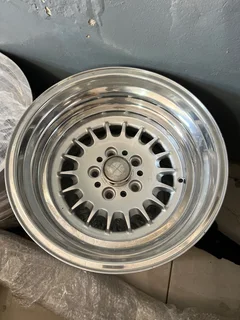 BMW 17” Stepped Wheels E28/E34/E38 Fitment