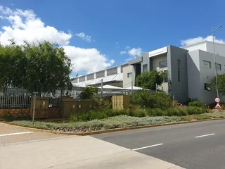 14 154 sqm Warehouse with Yard To Rent in Montague Gardens, Cape Town