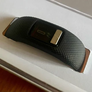 Brand new Garmin Vivofit 4 Activity Tracker (Small/Medium) - Black