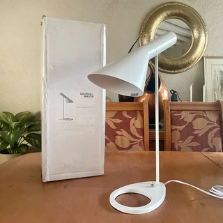 Brand new George &amp; Mason Metal Retro Desk Table Lamp - White