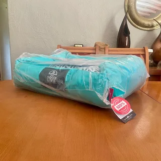 Brand new Dog’s Life Urban Lounger Waterproof Dog Cat Pet Bed Large 65x47cm - Turquoise