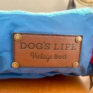 Brand new Dog’s Life Vintage Lounger Waterproof Winter Pet Dog Cat Bed 55x36cm - Blue