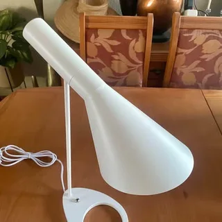 Brand new George &amp; Mason Metal Retro Desk Table Lamp - White