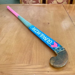 [SOLD] Preloved Gunn &amp; Moore and Loyal Hockey Sticks w/ Puma Carry Bag