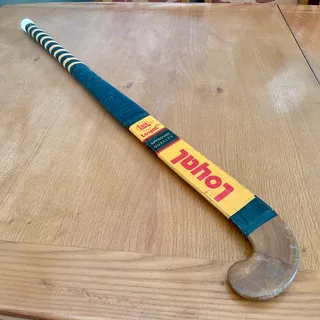 [SOLD] Preloved Gunn &amp; Moore and Loyal Hockey Sticks w/ Puma Carry Bag