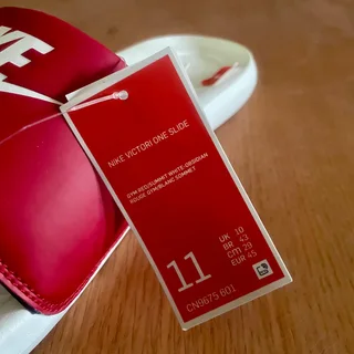 Brand new Nike Victori One Mens Slide UK10 - Gym Red/Summit White