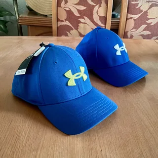 Brand new Twinpack Under Armour Mens Training Caps Size M-L - Royal/White &amp; Royal/Yellow