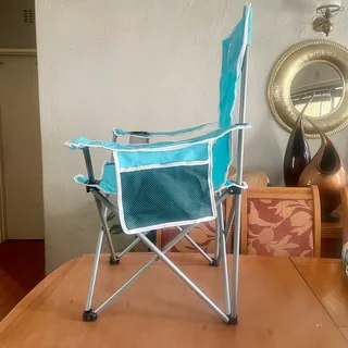 Brand new 2 x Deluxe Foldable Outdoor Camping Chairs - Turquoise