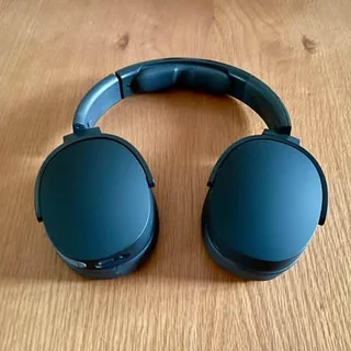 [SOLD] Brand new Skullcandy Hesh Evo Wireless Bluetooth Headphones - Black