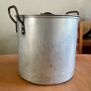 [SOLD] Large Hart 16L Aluminium Catering Pot - Good condition - Sandton