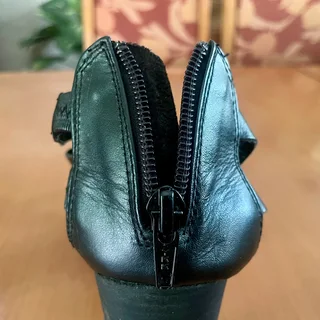 Studio-W Leather High Heels Size 6 - Like new - Sandton