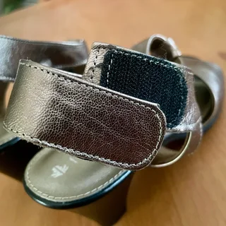 Froggie Leather T-bar High Heel Sandals UK6 - Like new - Sandton