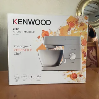 Kenwood Chef Kitchen Machine - New (display unit) - Sandton