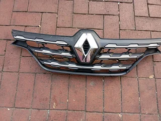 Renault Tribe Grill