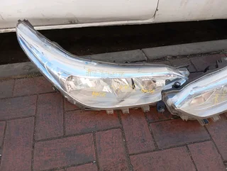 Toyota Yaris Yaris Headlight Both Side