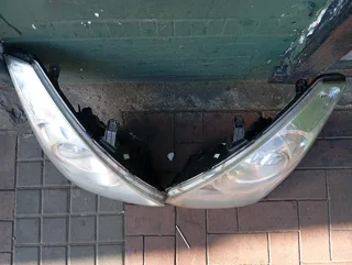 Hyundai H1 Headlight Both Side