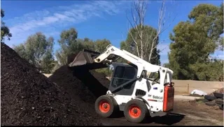 Grassfarm Instant Lawn sales & deliver Kikuyu grass ,LM Grass .Compost & Lawndressing