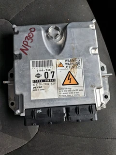 Nissan NP300 computer box ECU