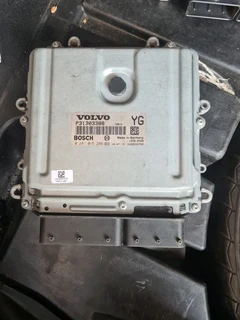Volvo XC60 D5 automatic diesel computer box ECU