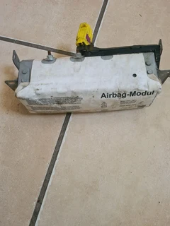 VW Polo dashboard airbag