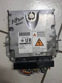 Nissan NP300 computer box ECU