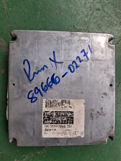 Toyota RunX computer box ECU