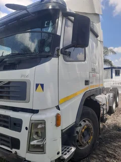 Grab This 2007 Volvo FH 400 Tag Axle Truck [Fair Condition]