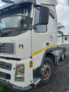 Black Friday Special - 2007 Volvo FH 400 Tag Axle Truck - Fair Condition