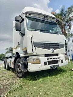 Black Friday Special – 2014 Renault Premium Lander 440 Double Axle Truck
