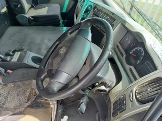 Black Friday Special – 2014 Renault Premium Lander 440 Double Axle Truck - Ready For Work!